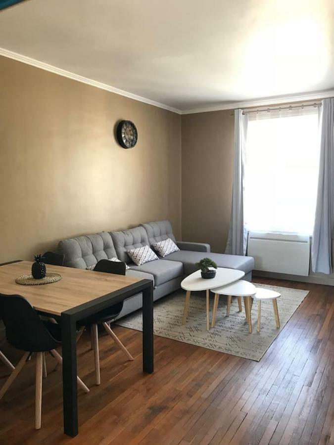 Appartement De Charme En Plein Coeur Du Centre Ville De Compiègne Exterior foto